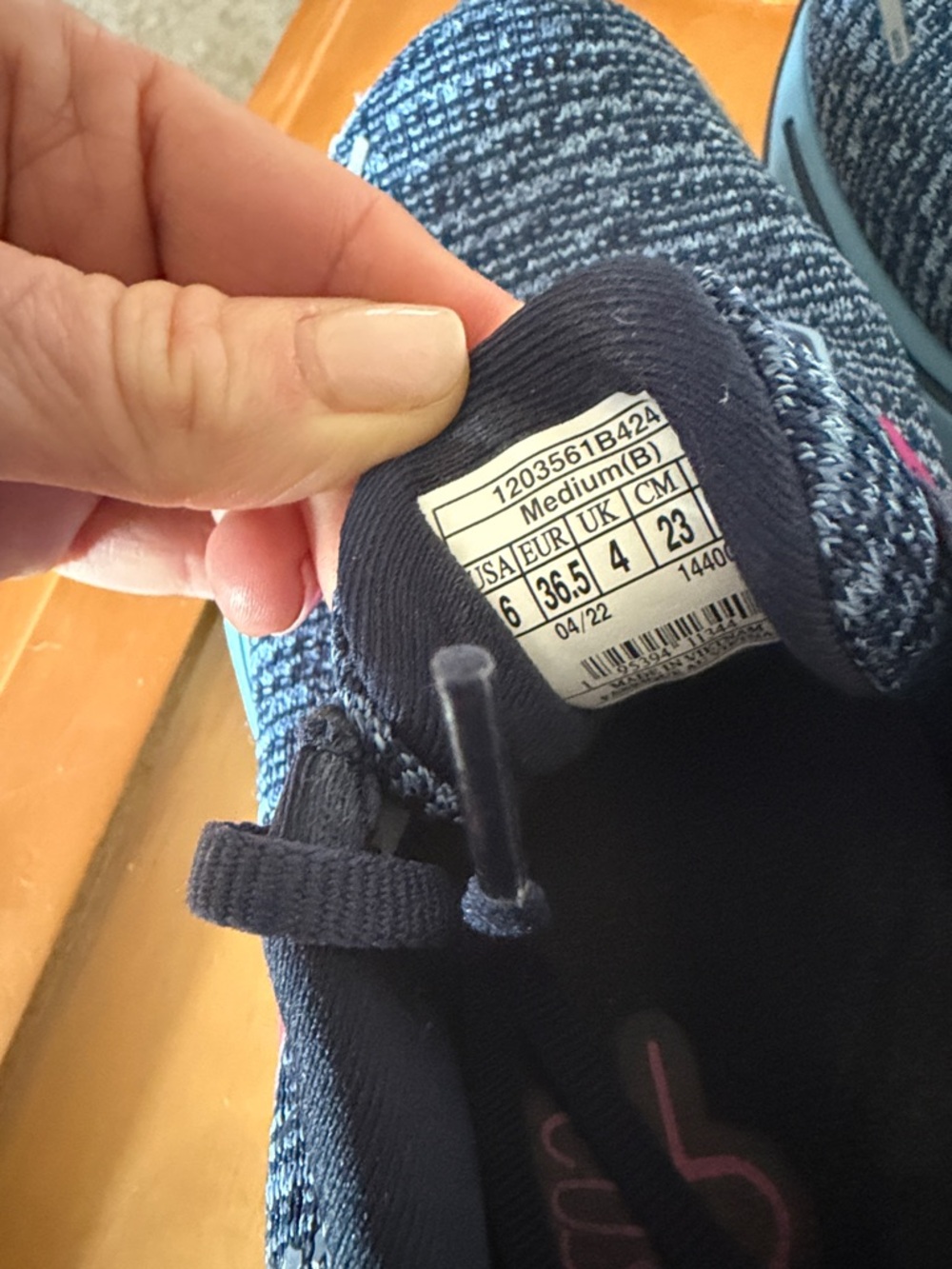 Brooks Ghost 14 Running Shoes. Worn Twice. Excellent Condition! - Picture 4 of 10